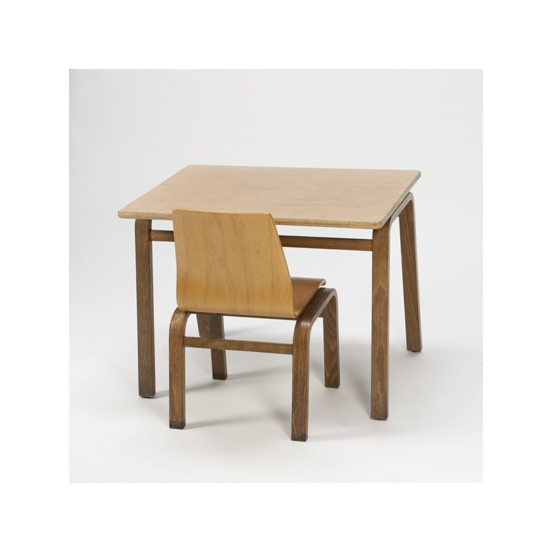 Productie Ineenstorting energie Plywood kinderset tafel en stoeltje - Retro Studio
