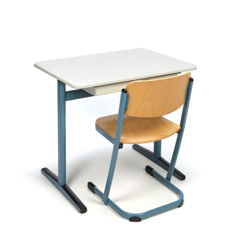 Aankondiging Pijl Meyella Vintage schooltafel en stoel voor kinderen - Retro Studio