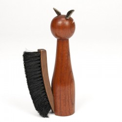 Teak Danish vintage clothing brush as a cat