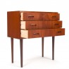 Klein model vintage Deense ladekast in teak 3 lades