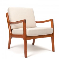 Ole Wanscher Mid-Century design armchair model 166 for France &