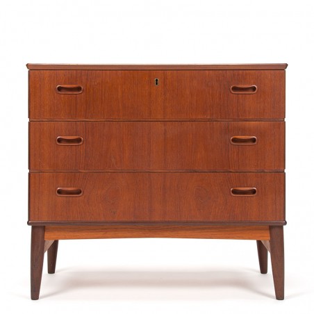 Omann Jun's Møbelfabrik Mid-Century vintage low model chest of