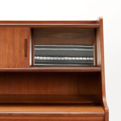 Secretaire vintage Mid-Century Deens model in teak