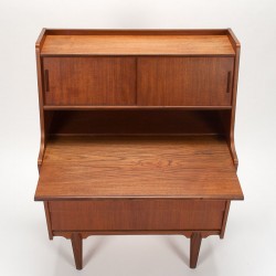 Secretaire vintage Mid-Century Deens model in teak