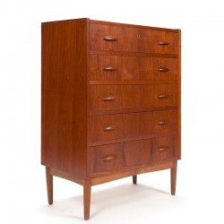 Chest of drawers vintage Danish design with 5 drawers