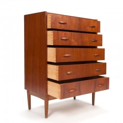 Chest of drawers vintage Danish design with 5 drawers