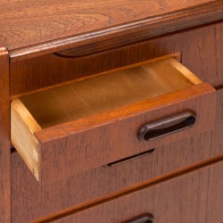 Teak Danish vintage chest of drawers and dressing table