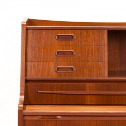 Deens vintage secretaire meubel in teak met lange greep