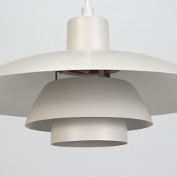 Classic Danish vintage PH 4/3 pendant lamp by Louis Poulsen