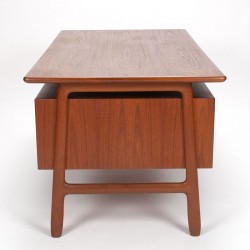 Omann Jun Møbelfabrik model 75 Mid-Century design bureau in teak