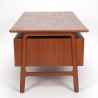 Omann Jun Møbelfabrik model 75 Mid-Century design desk in teak