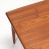 Mid-Century Deense teakhouten salontafel met opstaande rand