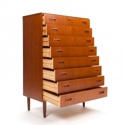 Mid-Century teak vintage Danish chest of drawers with 8 drawers