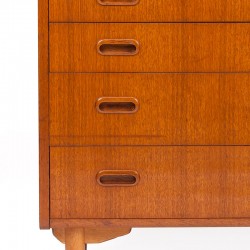 Teak vintage chest of drawers with 4 drawers on oak frame