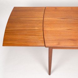 Danish teak extendable Mid-Century design dining table