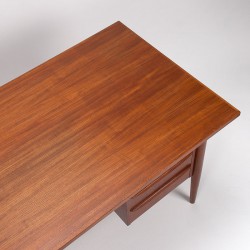 Gunnar Nielsen Tibergaard teakhouten vintage Deens bureau