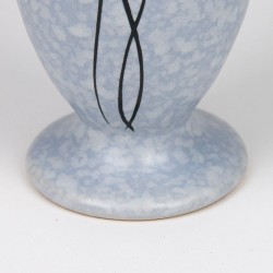 Fifties vintage vase marked Foreign 25